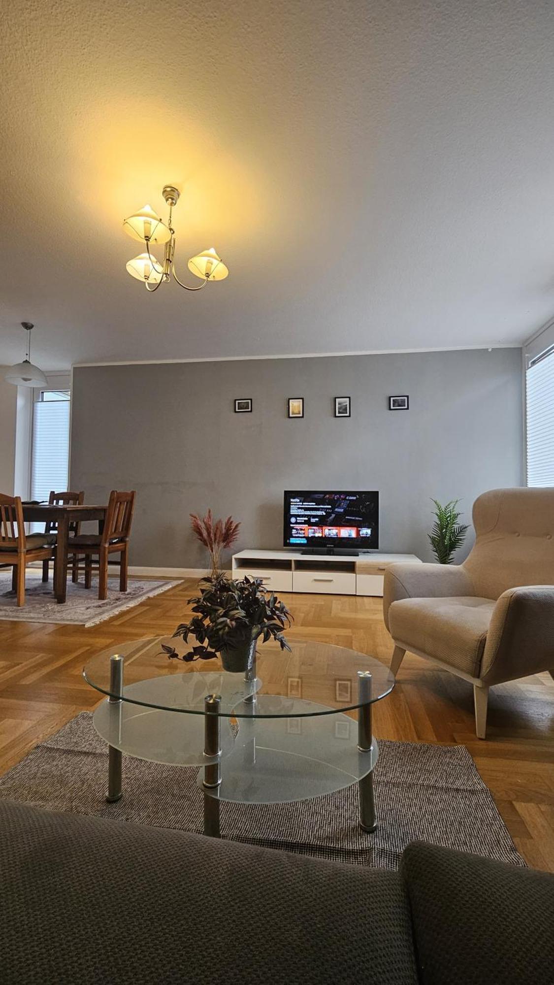 80 M2 Moderne Und Zentrale Wohnung In Hannover Mit Eigenem Parkplatz 외부 사진